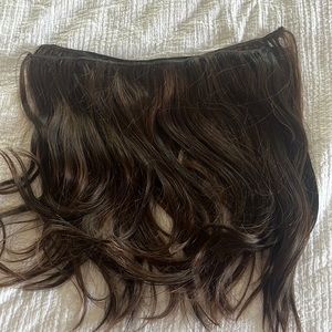 JZ styles Hair extensions 16 inch. 2 packs in colors Bentley and Bailey.